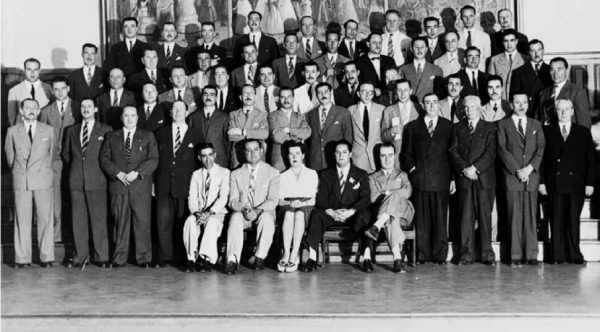 primera promoción agregados obreros 1946